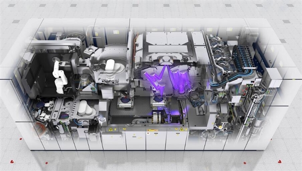 台积电两年将接收至少60台EUV光刻机：投入超过123亿美元-第1张图片-海印网